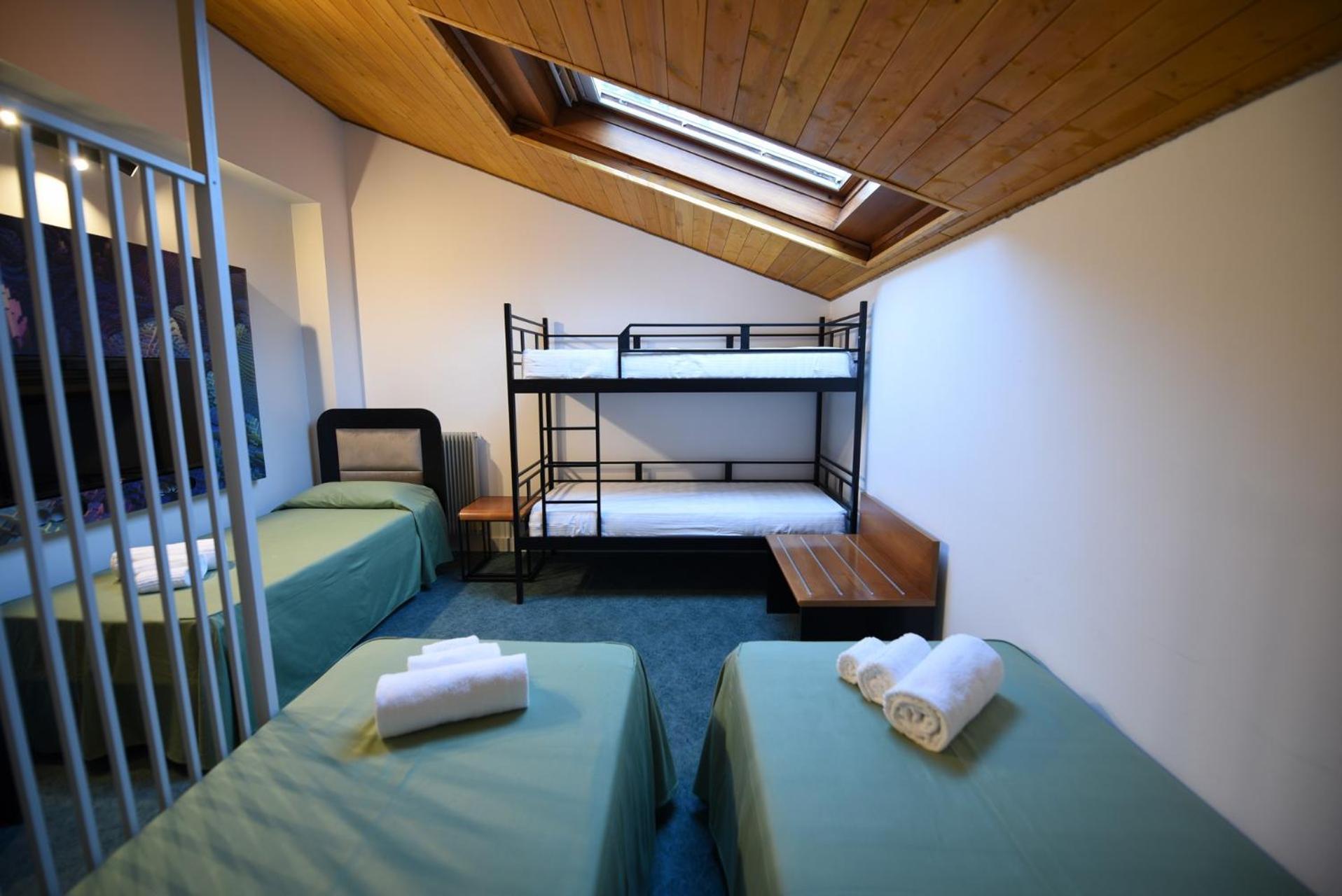 Hotel Celis Barcis Exterior photo