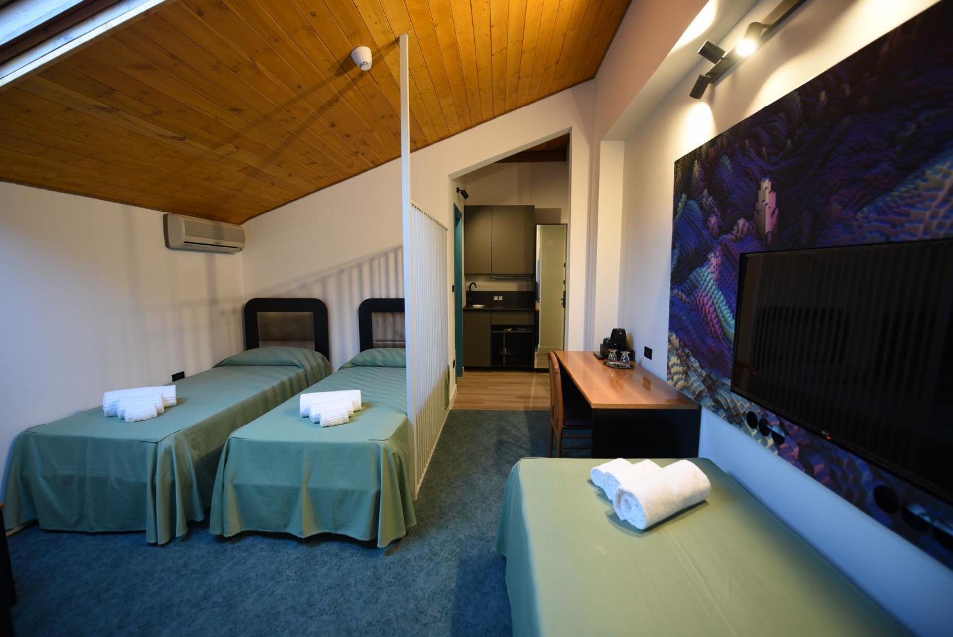 Hotel Celis Barcis Exterior photo