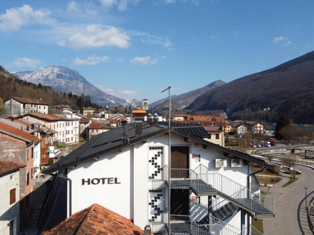Hotel Celis Barcis Exterior photo