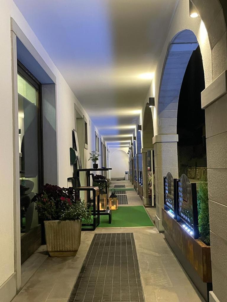 Hotel Celis Barcis Exterior photo